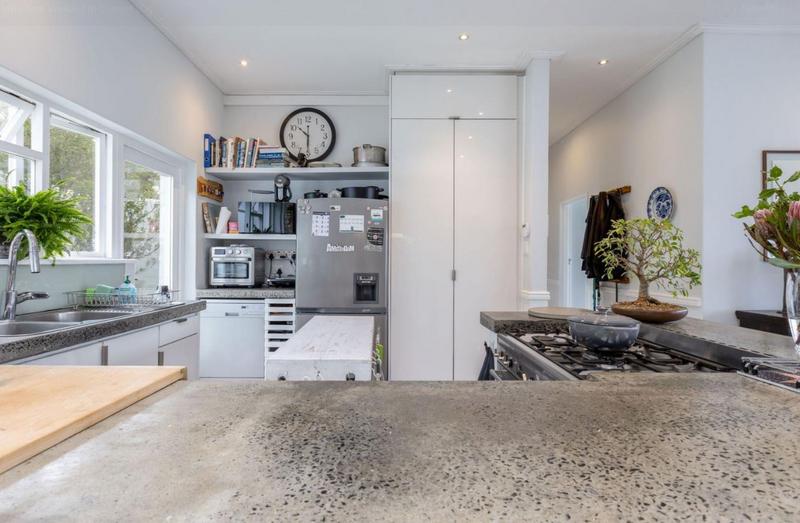 6 Bedroom Property for Sale in Camps Bay Western Cape